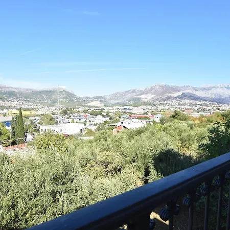 Apartamento In Near Diocletian's Palace Split